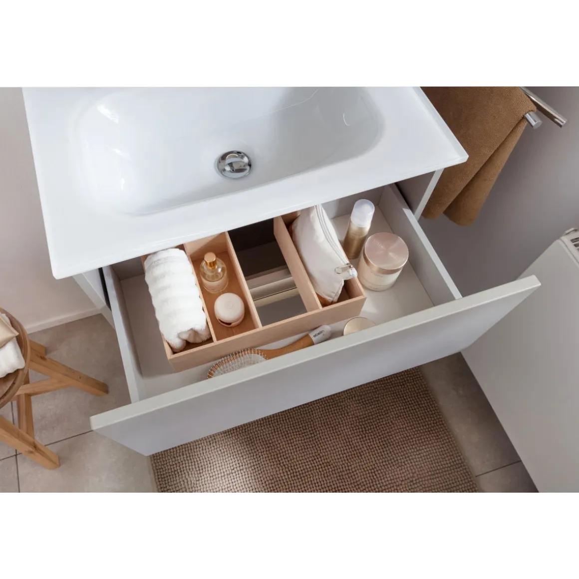 BADMOBIL Waschtischunterschrank FOTON 60 x 65 x 42 cm 2 Schubladen mit Softclose dimmbare LED-Beleuchtung mit Bewegungsmelder hellgrau