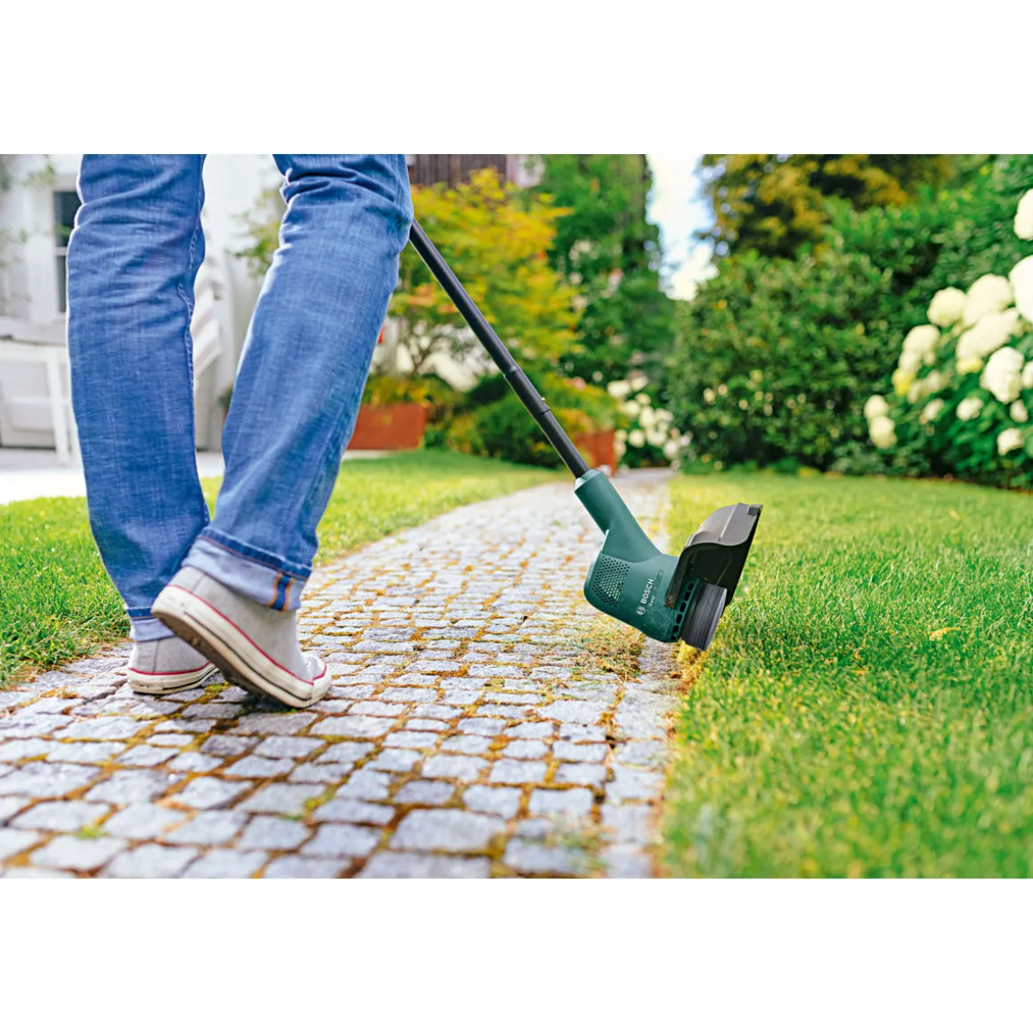 Bosch Elektro-Rasentrimmer EasyGrassCut23