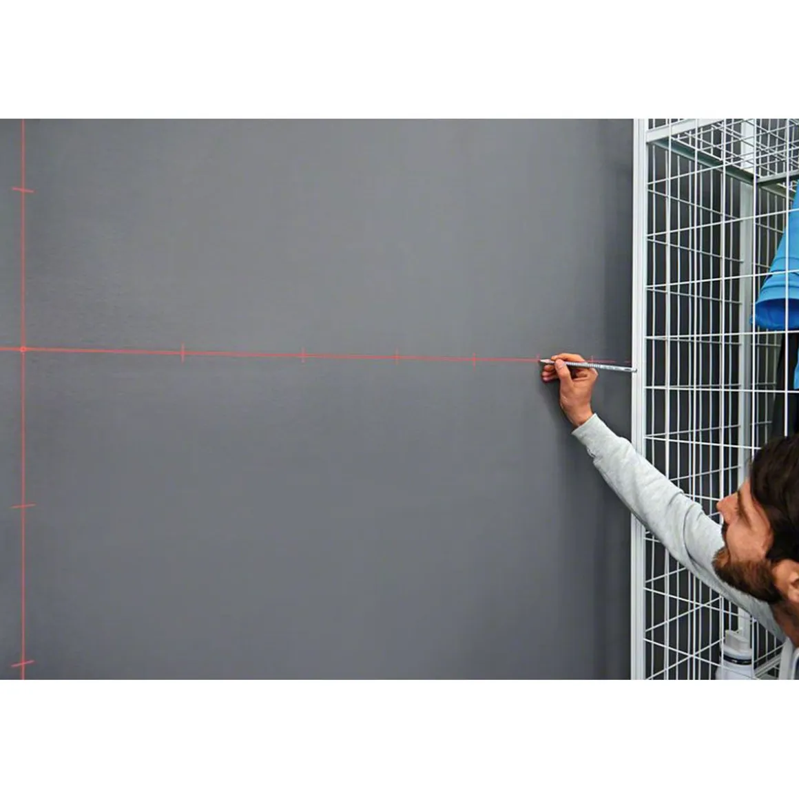 Bosch Kreuzlinienlaser Quigo Plus mit Stativ