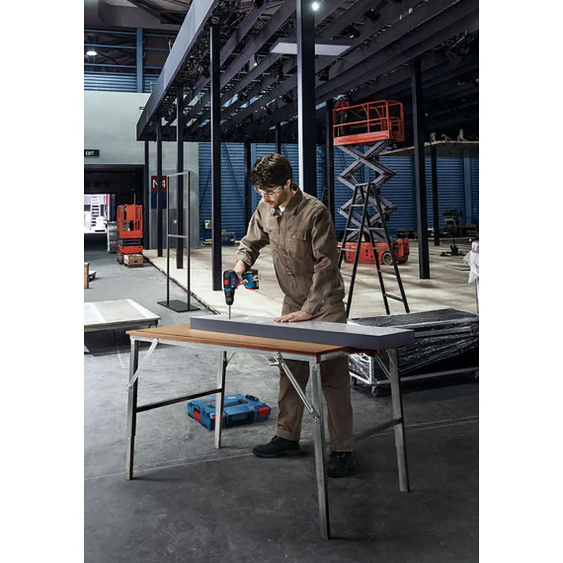 Bosch Professional Akku-Bohrschrauber GSR 18 V mit 2 Akkus
