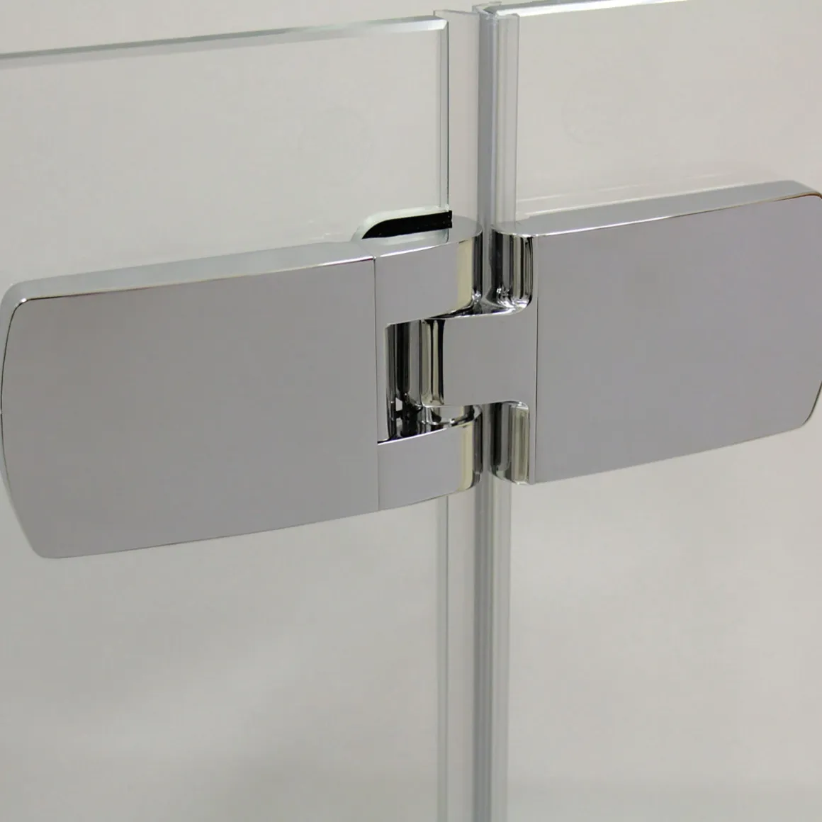 Breuer Drehtür Avanata mit Festteil für Seitenwand Anschlag rechts alu chromeffekt satiniert 1000 mm