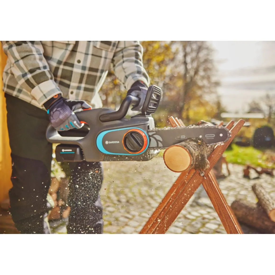 Gardena Akku-Kettensäge PowerSaw 250/18V Ready-To-Use mit 18V POWER FOR ALL-Akku