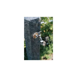 GEKA Wasserhahn mit Verschraubung