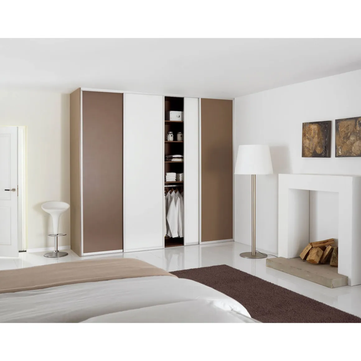 Hibitaro Studio-Schiebetür mit Aluminiumrahmen auf Maß als Schrank- / Nischentür