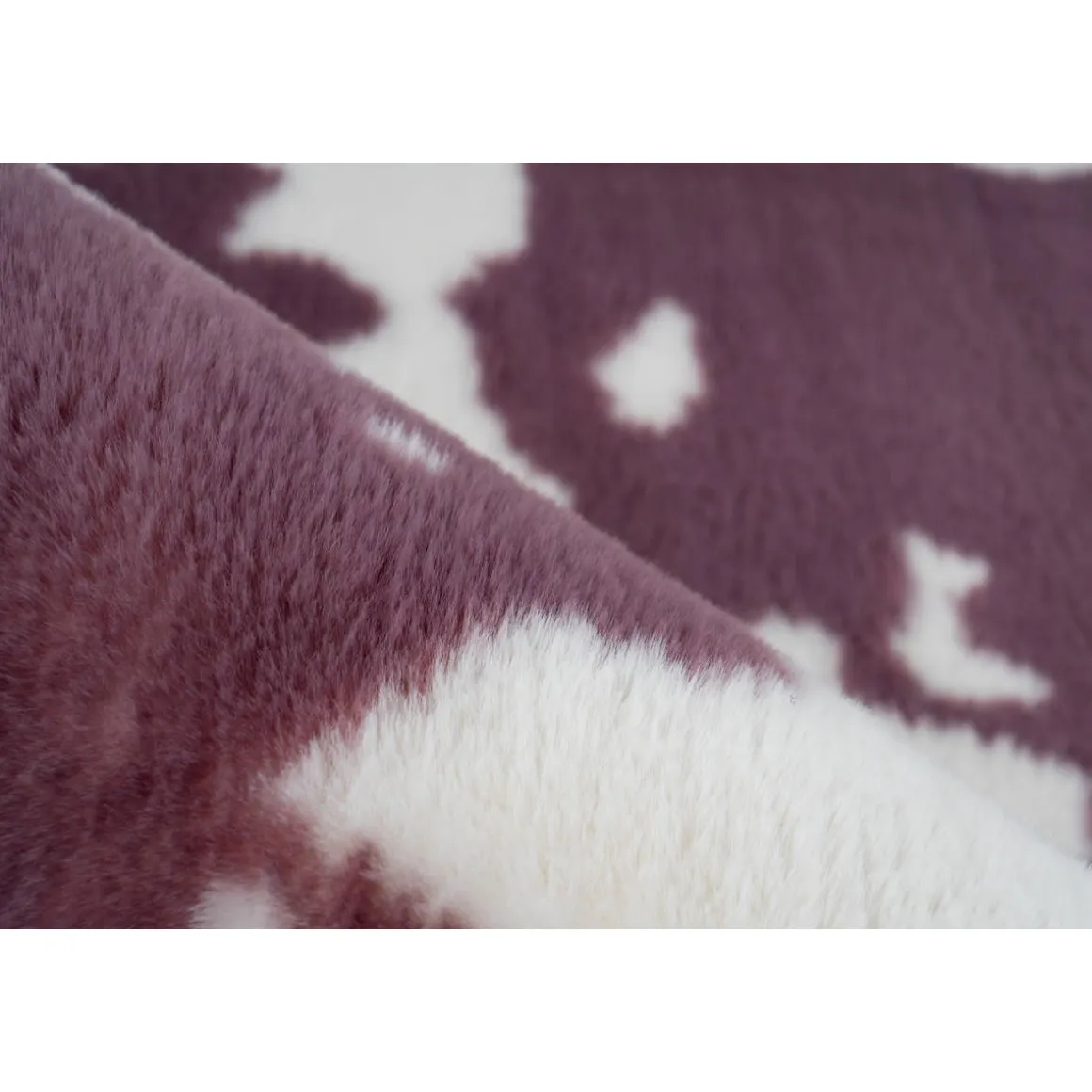 Hochflorteppich Rabbit Animal 500 lilac/weiß
