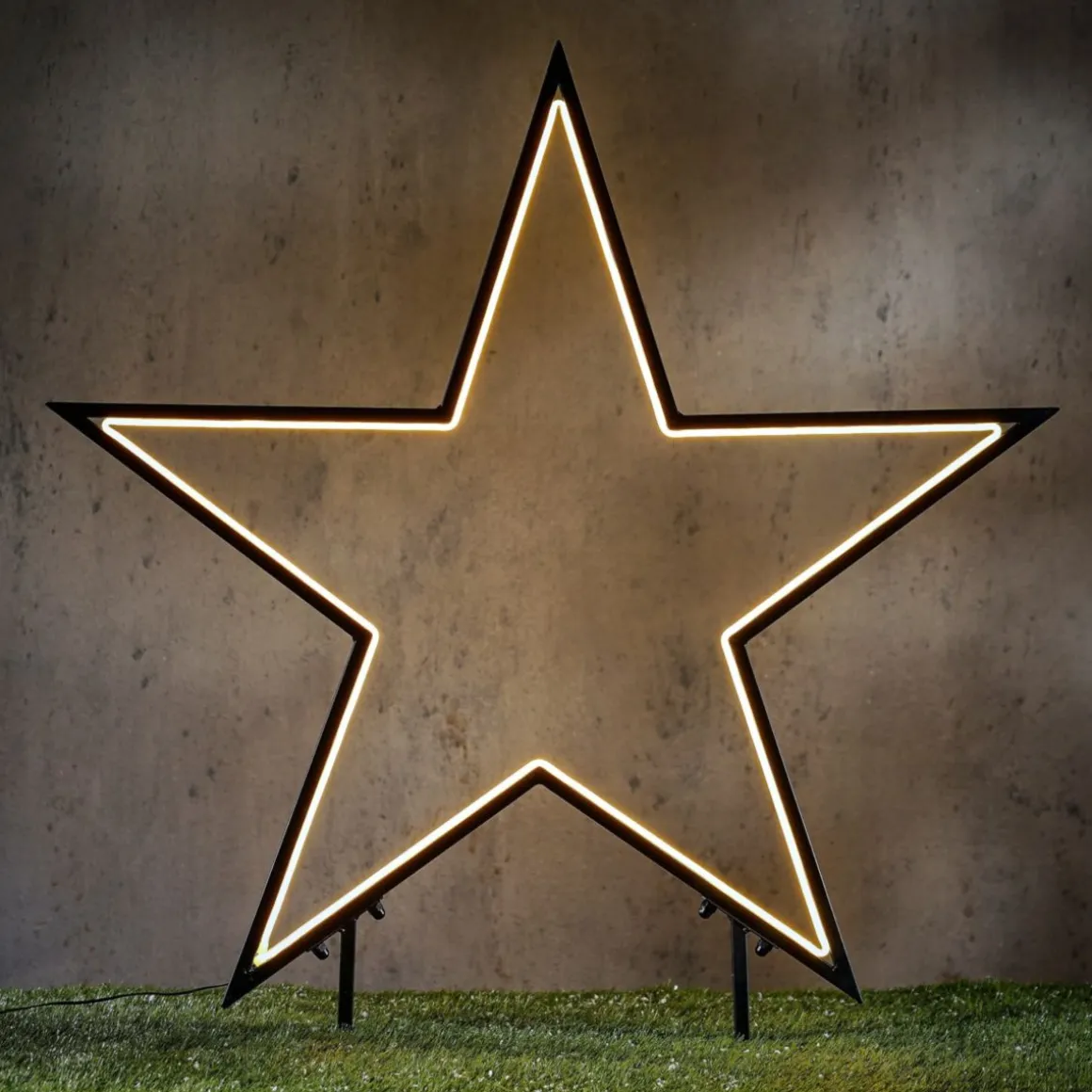 Neon Gartenstecker Stern schwarz mit LED und Timer 60x73 cm