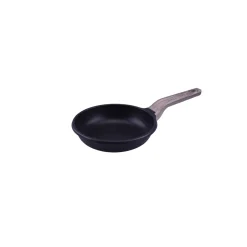 Pfanne schwarz 20 cm