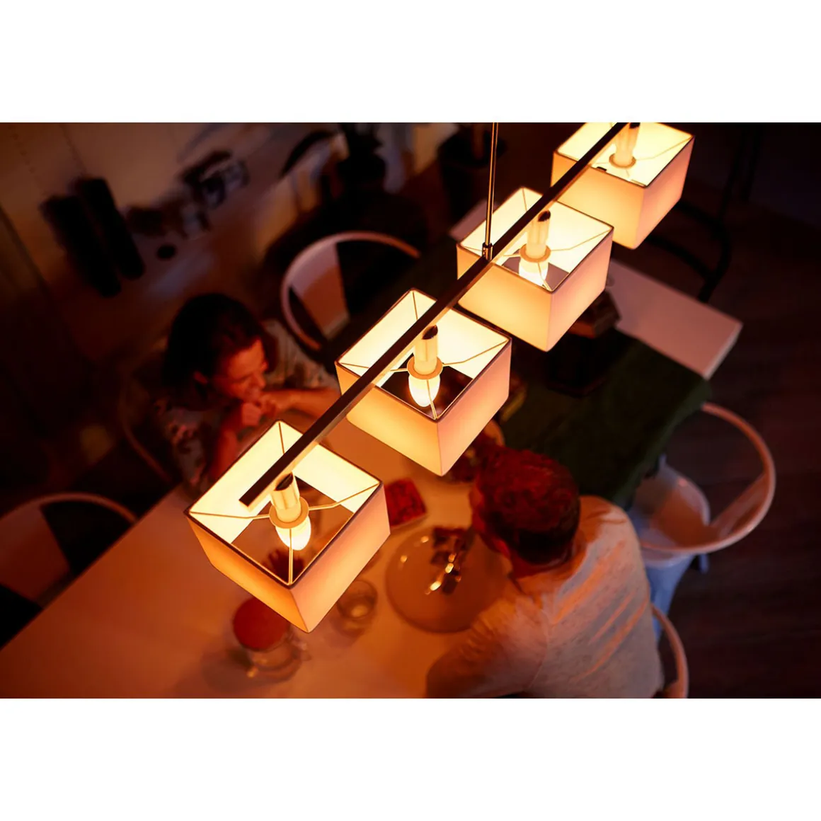 Philips Hue LED-Kerze White und Color 5,3W 2 Stück