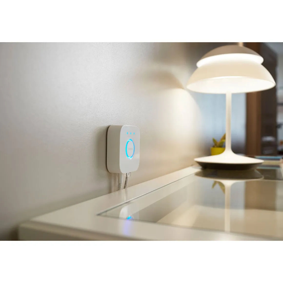 Philips Hue Steuerzentrale Bridge weiß