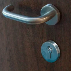 SplenDoor Premium-Haustür Passivedoor Bergen energiesparend nussbaum 100 x 210 cm links